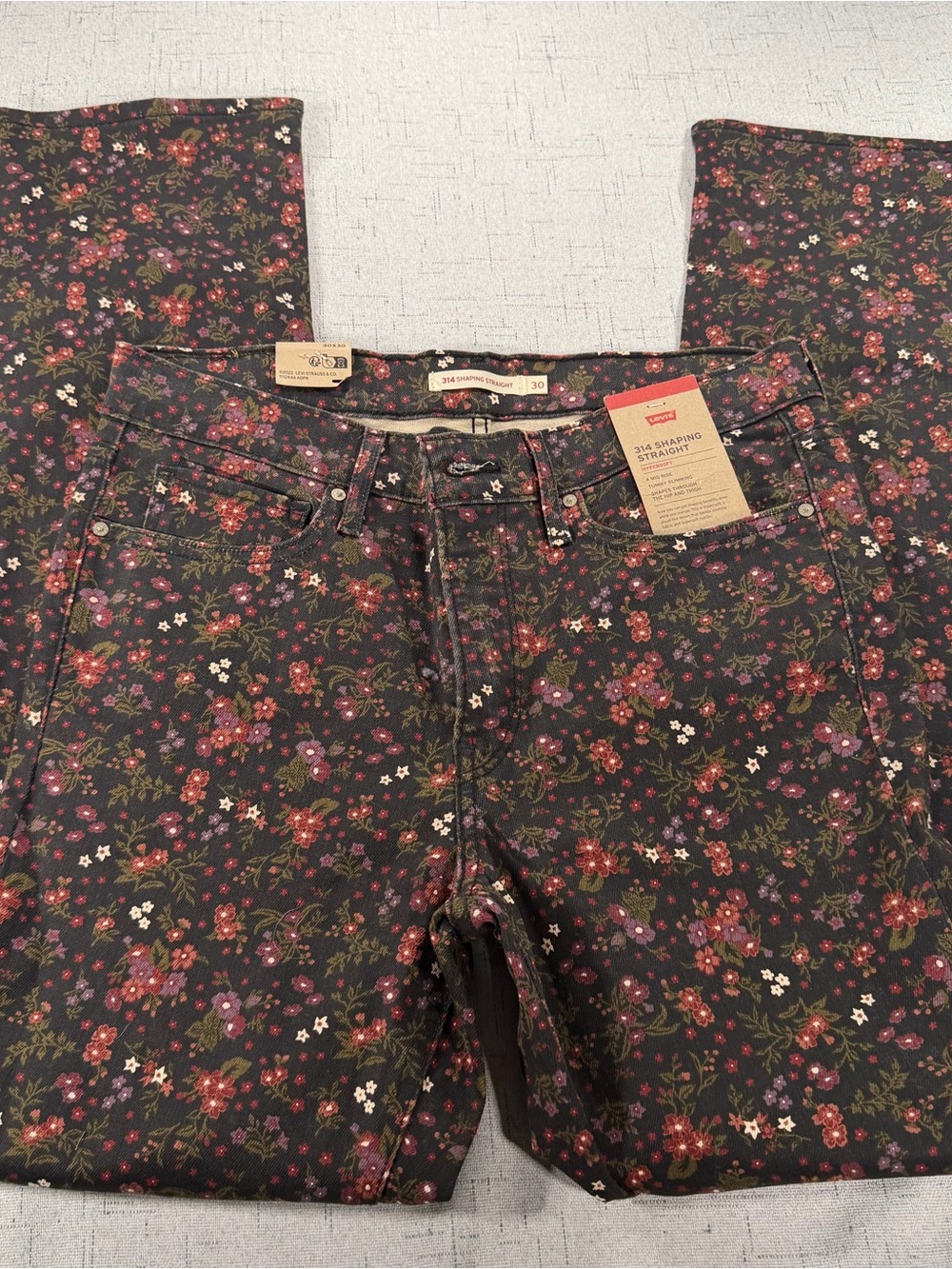Levi's Women's Straight Leg Jeans in Black with Red & Green Floral Print